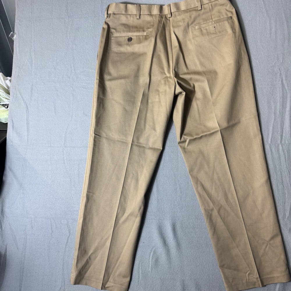 Haggar Premium No Iron Khaki Classic Fit Pleated Pants Tan 36x30 HC10897 - Picture 5 of 6